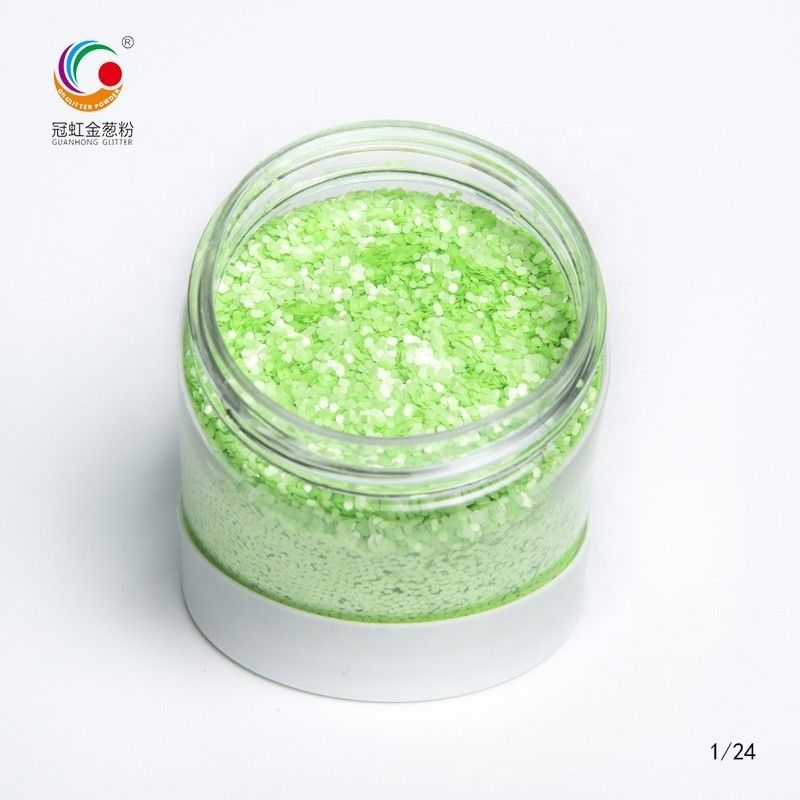 PET Chunky Solvent Resistant Glitter Powder Diamond Plum Festival Dekorasi Ulang Tahun